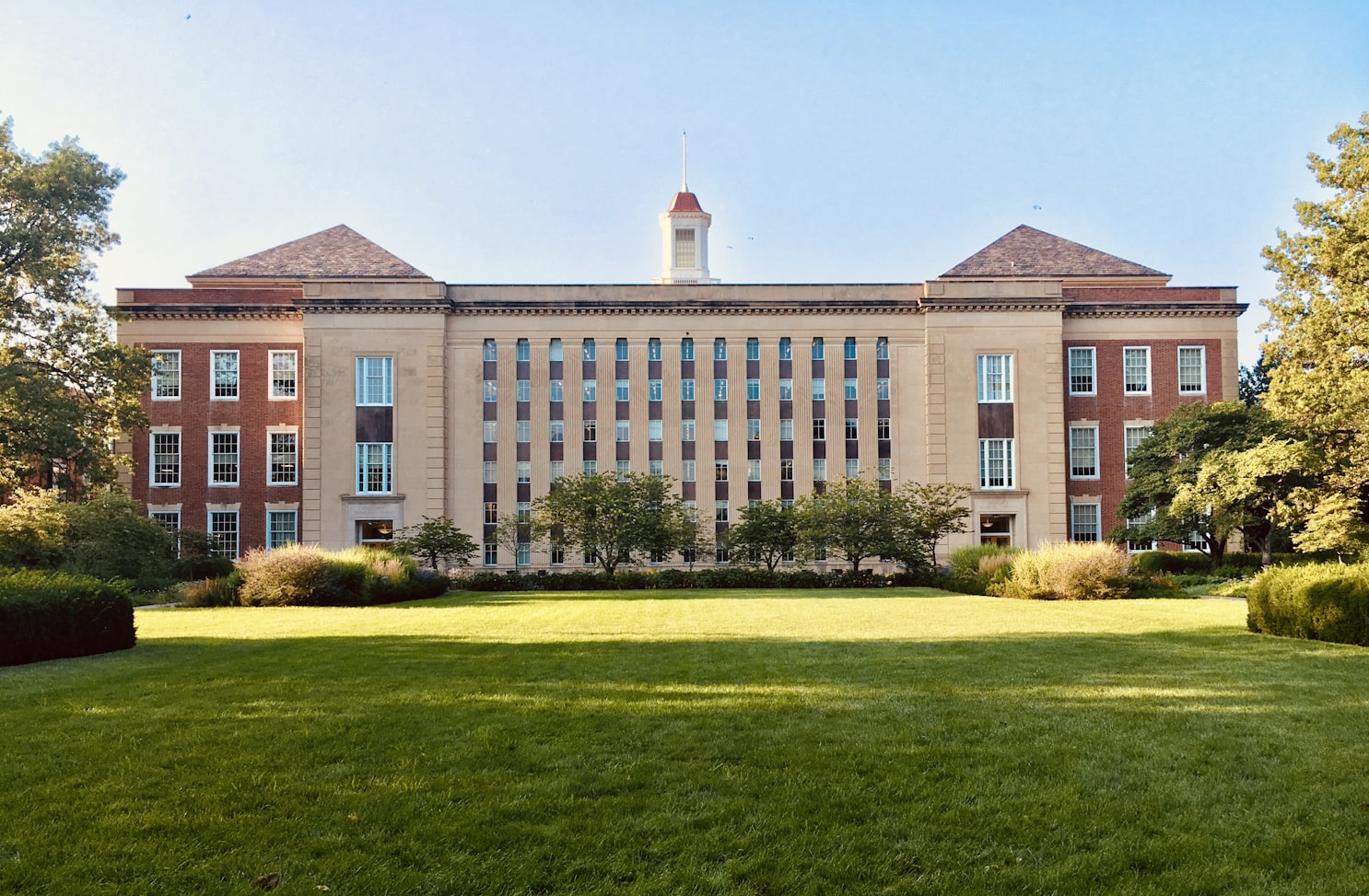 University campus learning environment